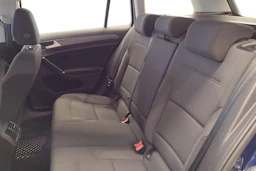 Sininen Volkswagen GOLF 2020 kuva 8.