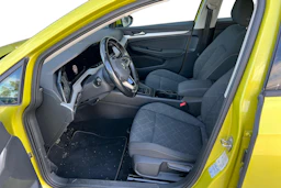 keltainen Volkswagen Golf 2020 kuva 3.