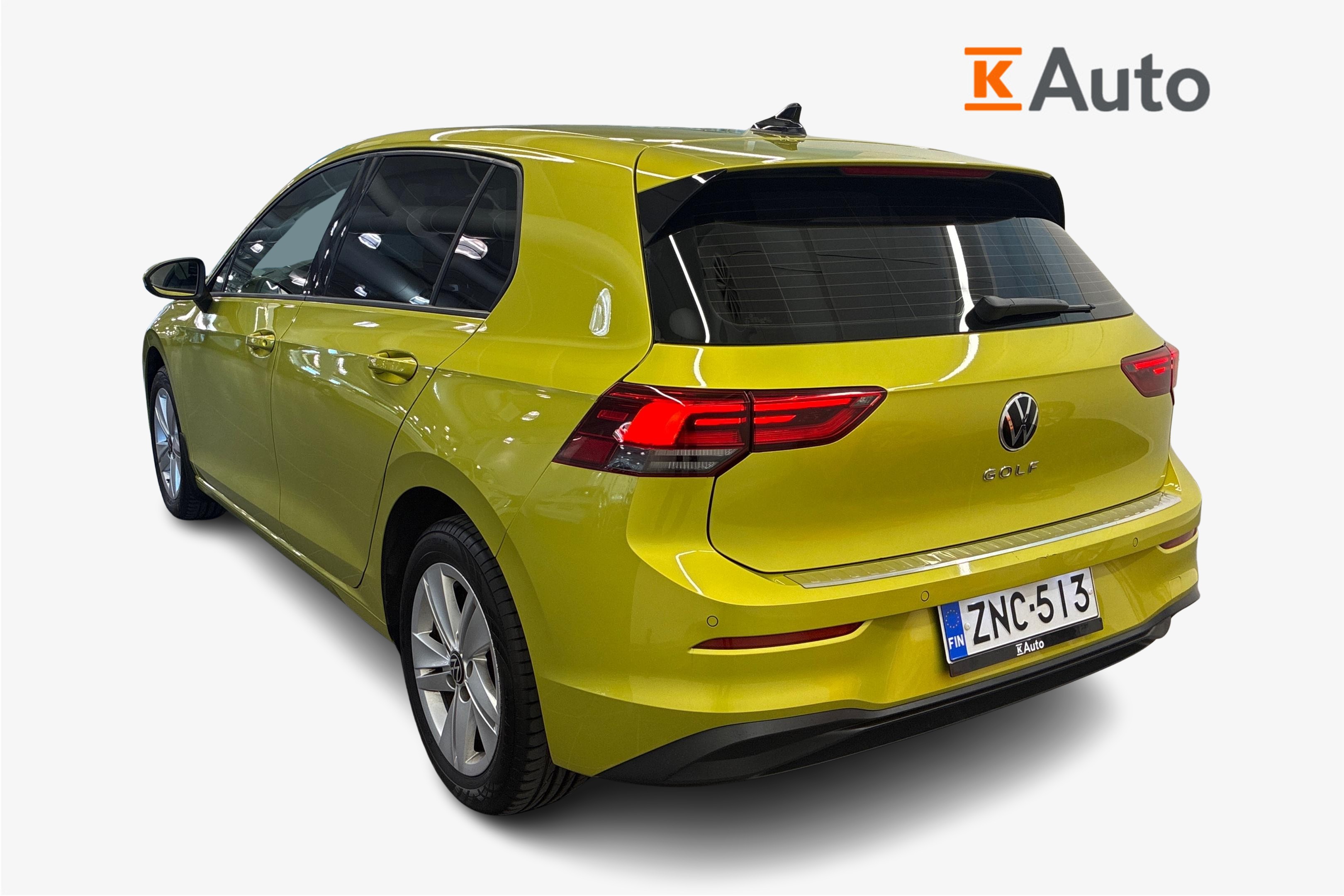 Volkswagen Golf 2,0 TDI SCR 85 kW 2020, kuva 2/21