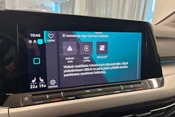 keltainen Volkswagen Golf 2020 kuva 17.