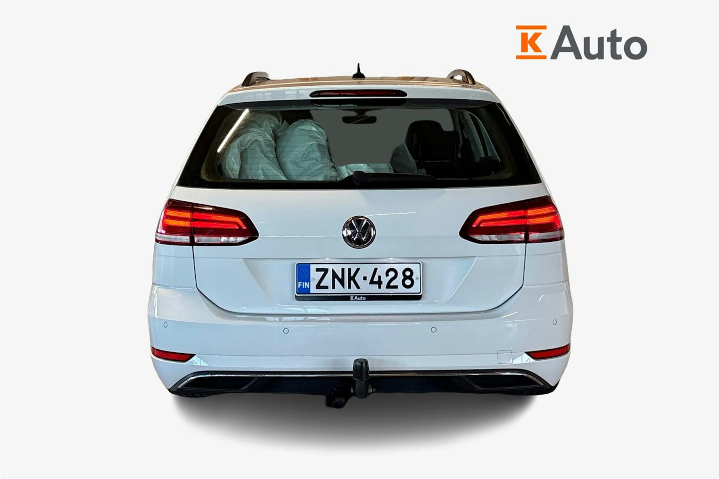 valkoinen Volkswagen Golf 2020 kuva 3.