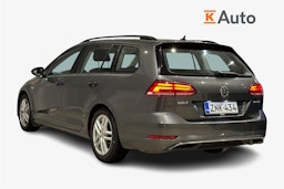 harmaa Volkswagen Golf 2020 kuva 2.