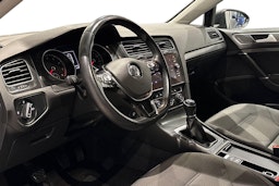 harmaa Volkswagen Golf 2020 kuva 7.