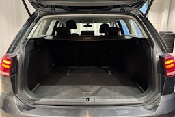 harmaa Volkswagen Golf 2020 kuva 15.