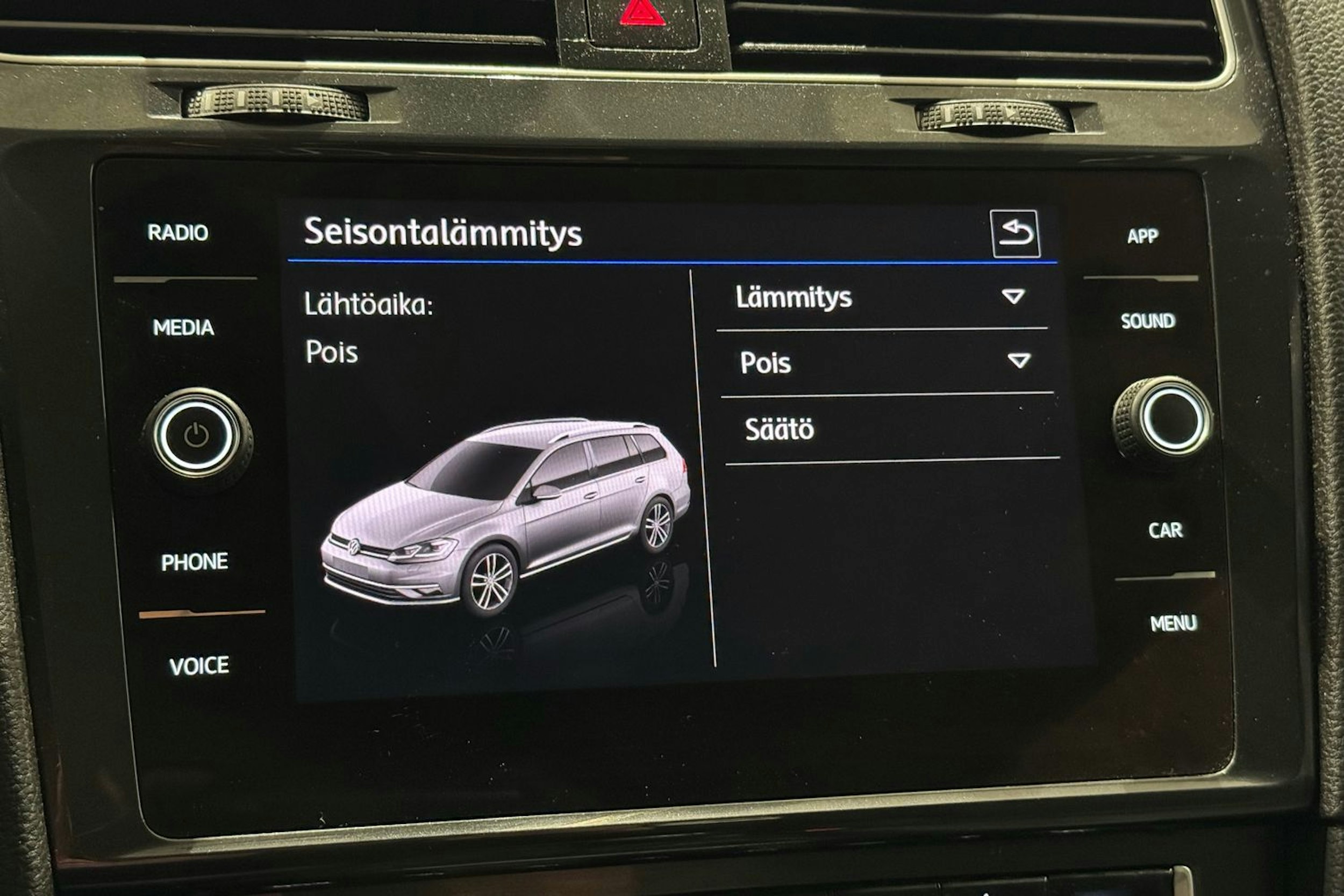 harmaa Volkswagen Golf 2020 kuva 23.