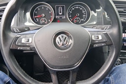harmaa Volkswagen Golf 2020 kuva 15.