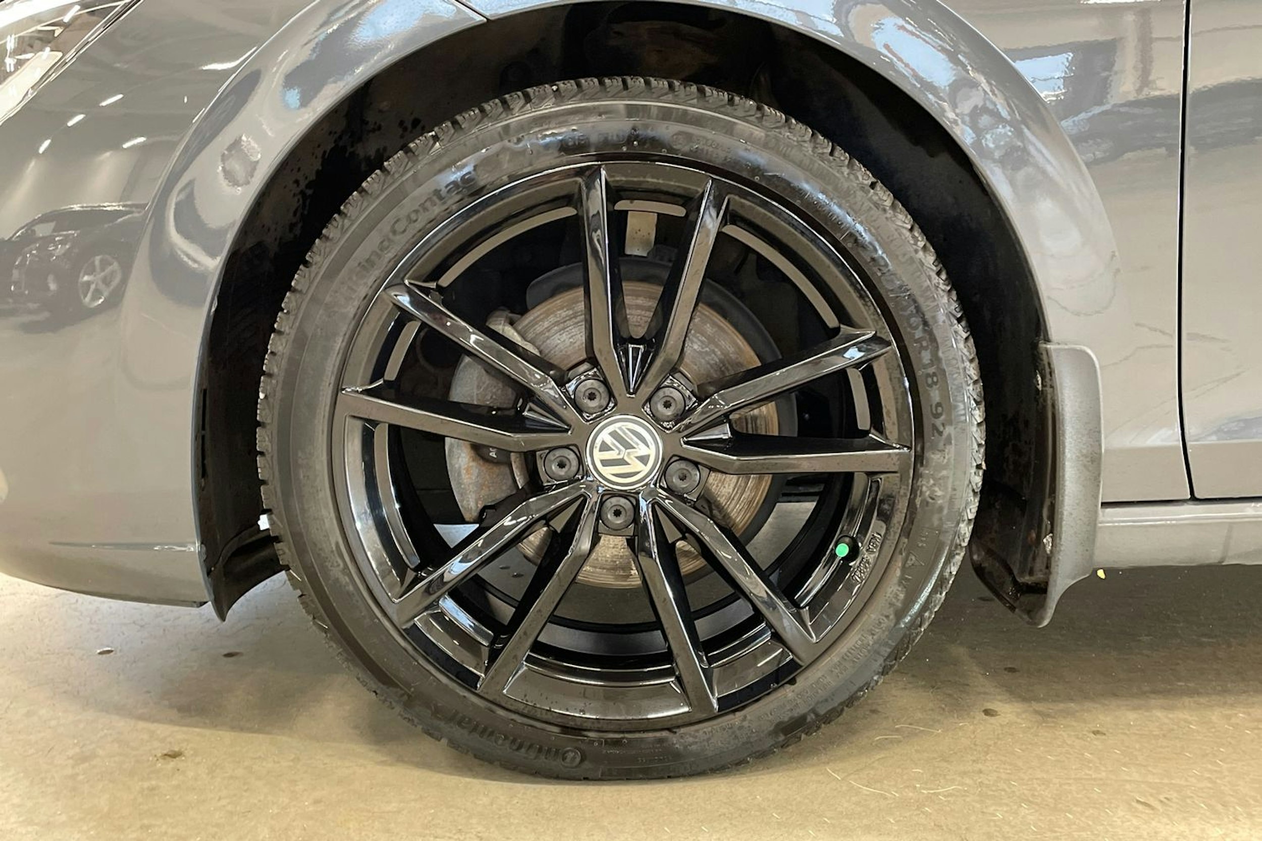 met. harmaa Volkswagen Golf 2020 kuva 9.