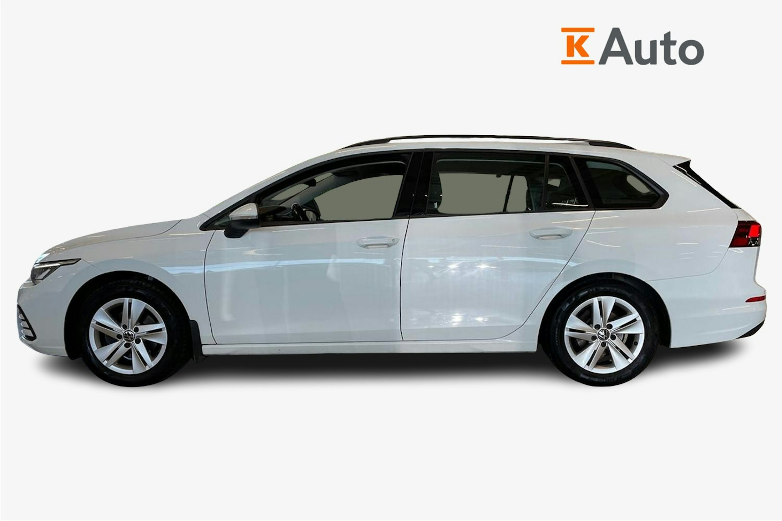 valkoinen Volkswagen Golf 2021 kuva 5.
