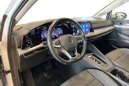 valkoinen Volkswagen Golf 2021 kuva 6.