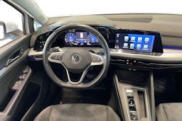 valkoinen Volkswagen Golf 2021 kuva 7.
