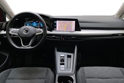 punainen Volkswagen Golf 2021 kuva 9.