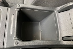 punainen Volkswagen Golf 2021 kuva 25.