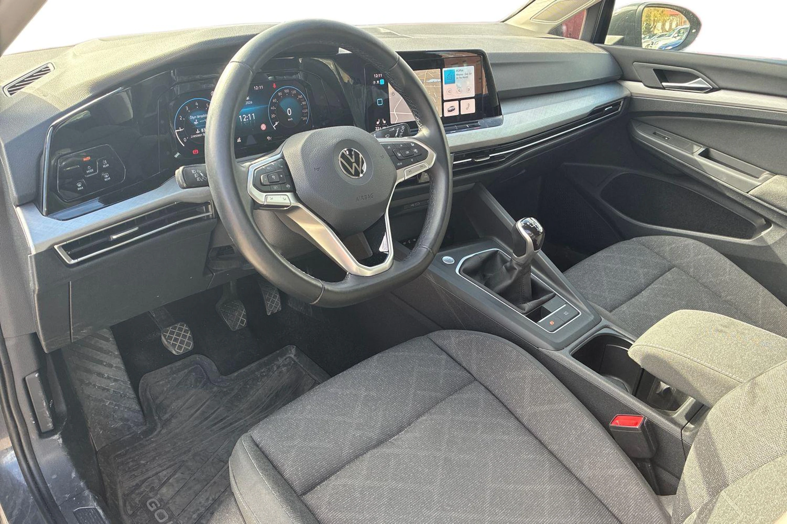 harmaa Volkswagen Golf 2021 kuva 3.