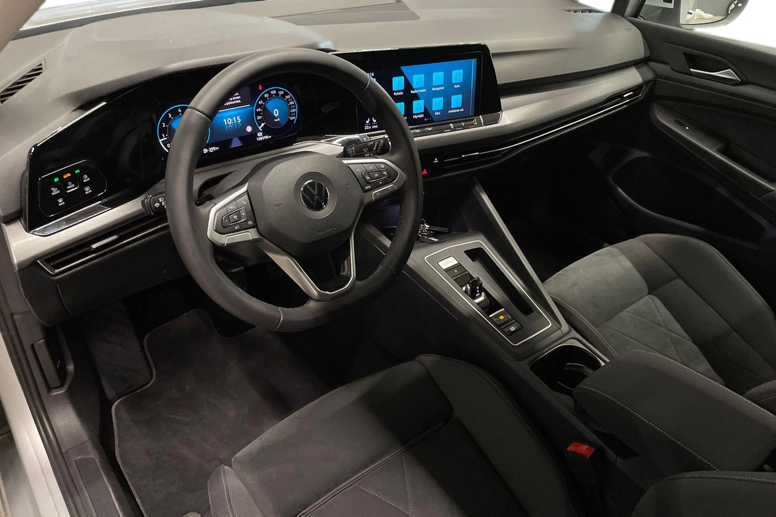 hopea Volkswagen Golf 2021 kuva 6.