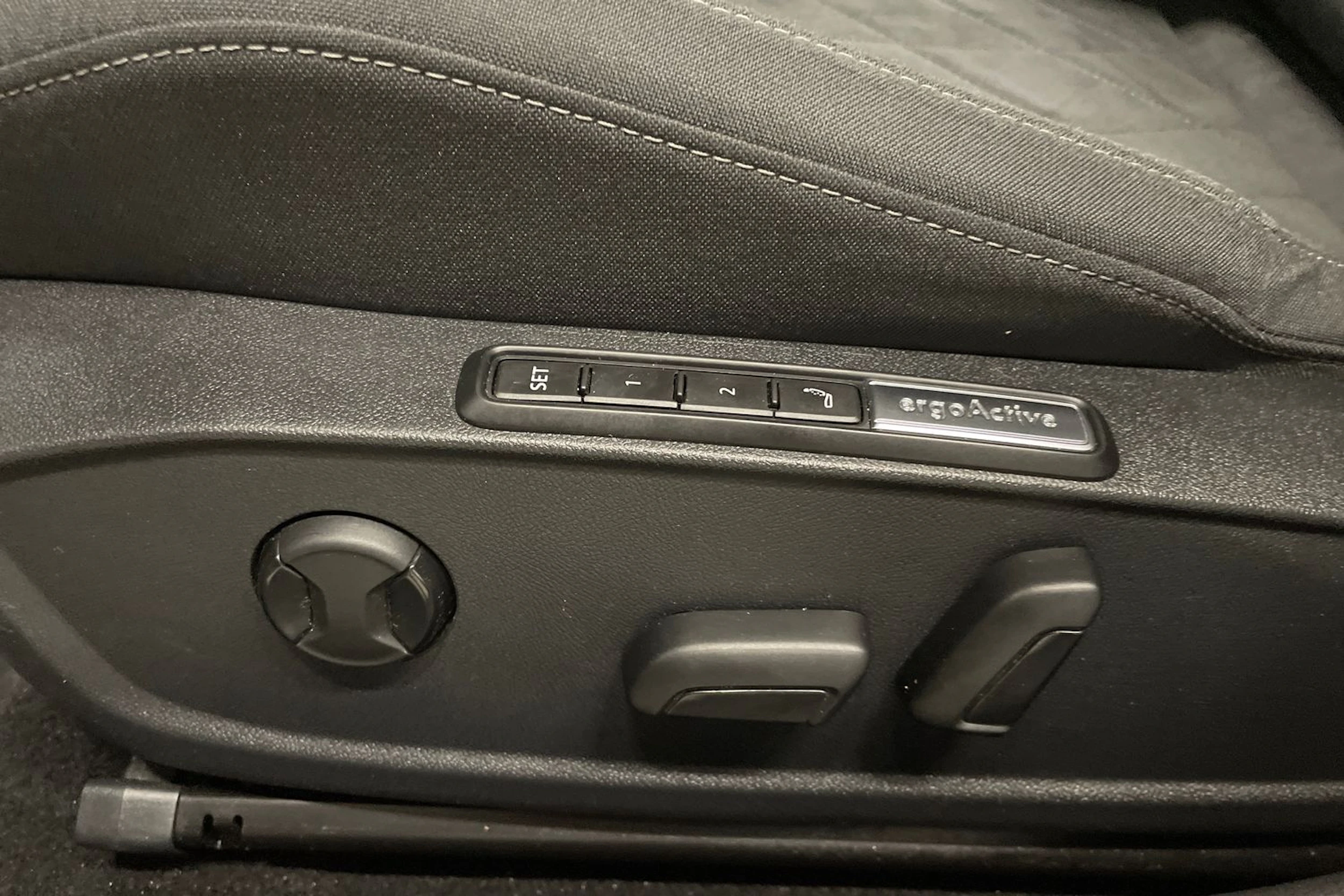 hopea Volkswagen Golf 2021 kuva 27.