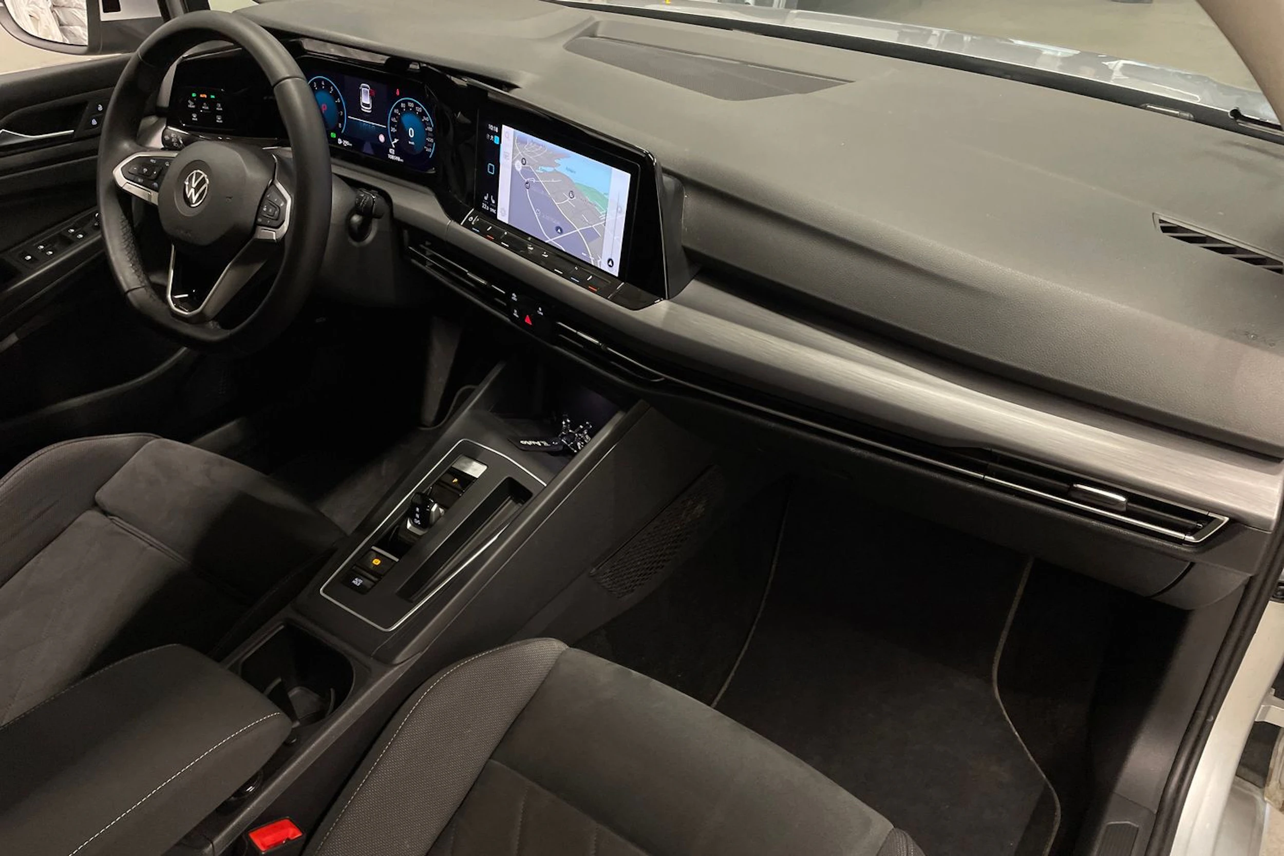 hopea Volkswagen Golf 2021 kuva 30.