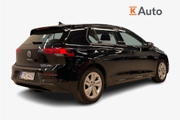 musta Volkswagen Golf 2021 kuva 2.