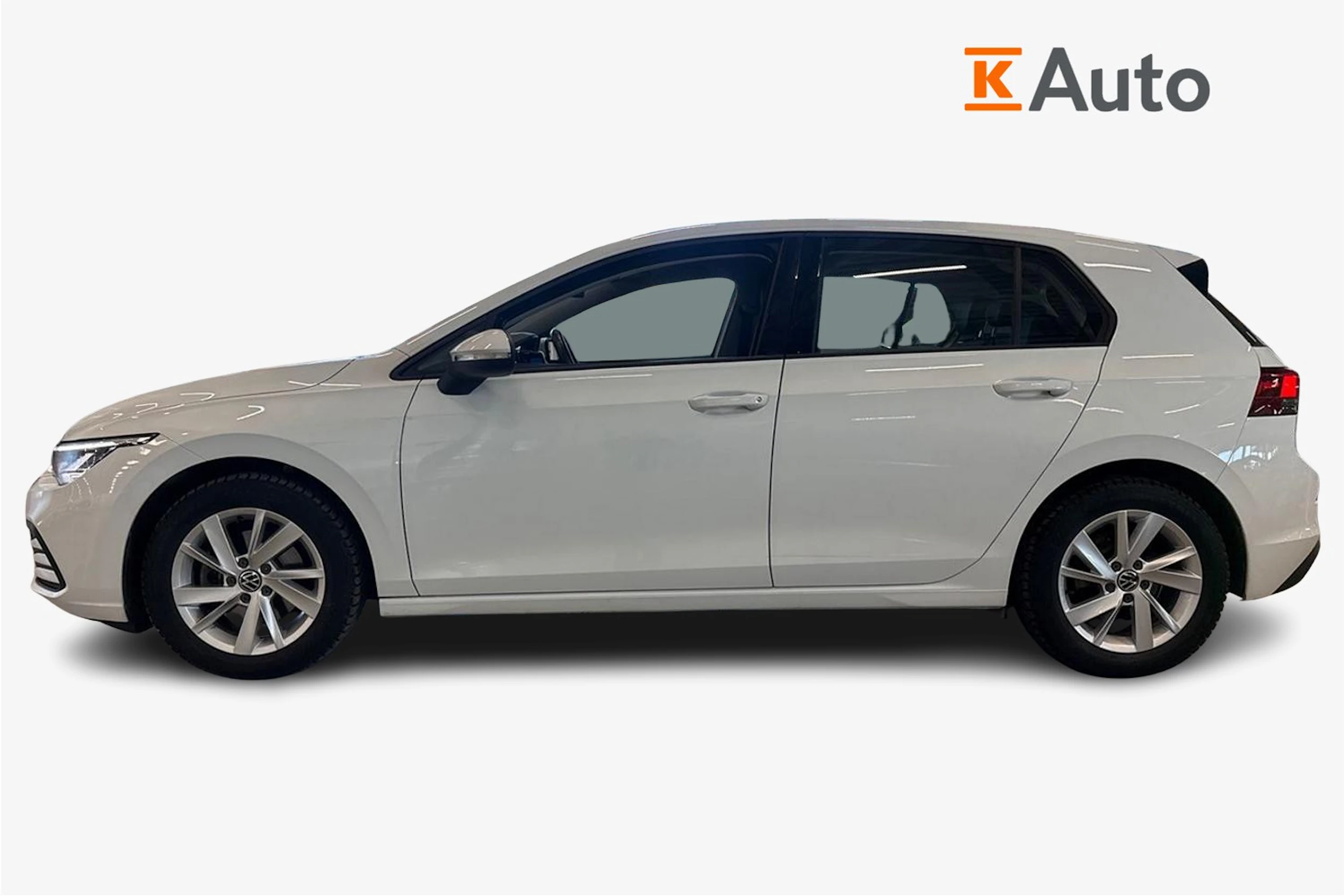 valkoinen Volkswagen Golf 2021 kuva 5.