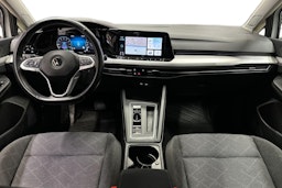 valkoinen Volkswagen Golf 2021 kuva 9.