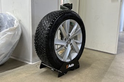 valkoinen Volkswagen Golf 2021 kuva 13.