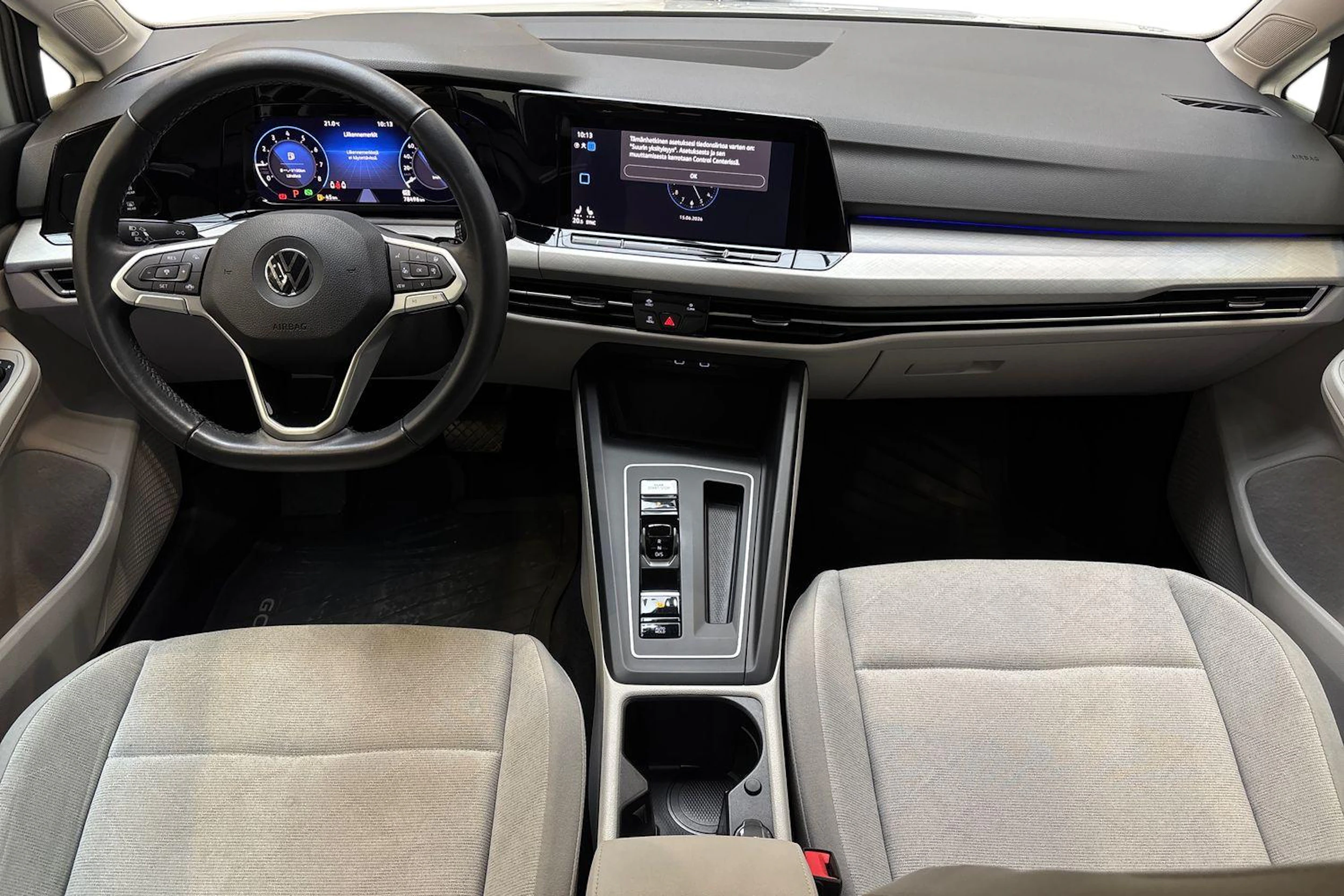 met. valkoinen Volkswagen Golf 2021 kuva 7.