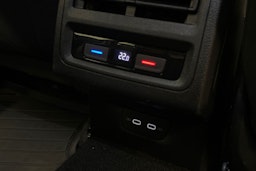 Valkoinen Volkswagen GOLF 2021 kuva 21.