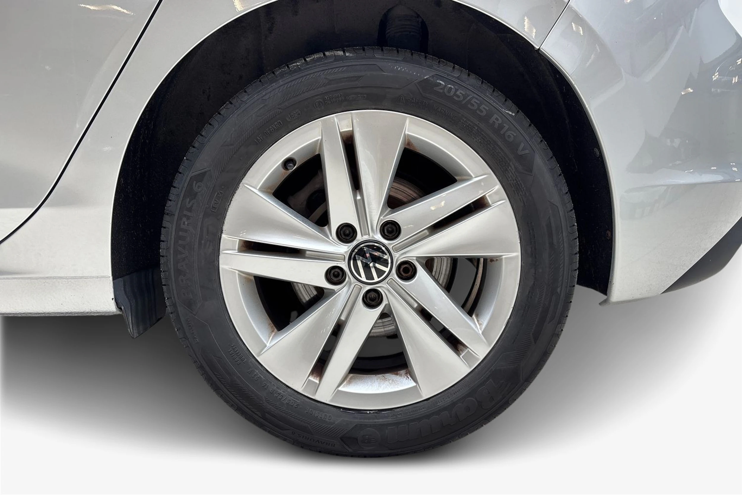 hopea Volkswagen Golf 2021 kuva 9.