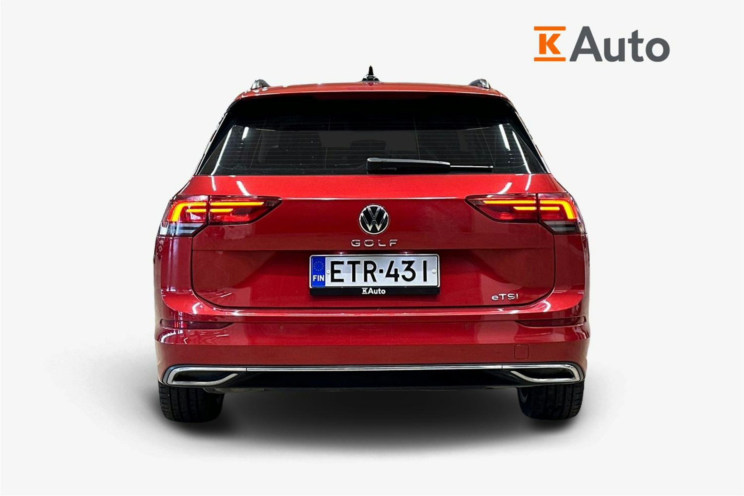 punainen Volkswagen Golf 2021 kuva 3.