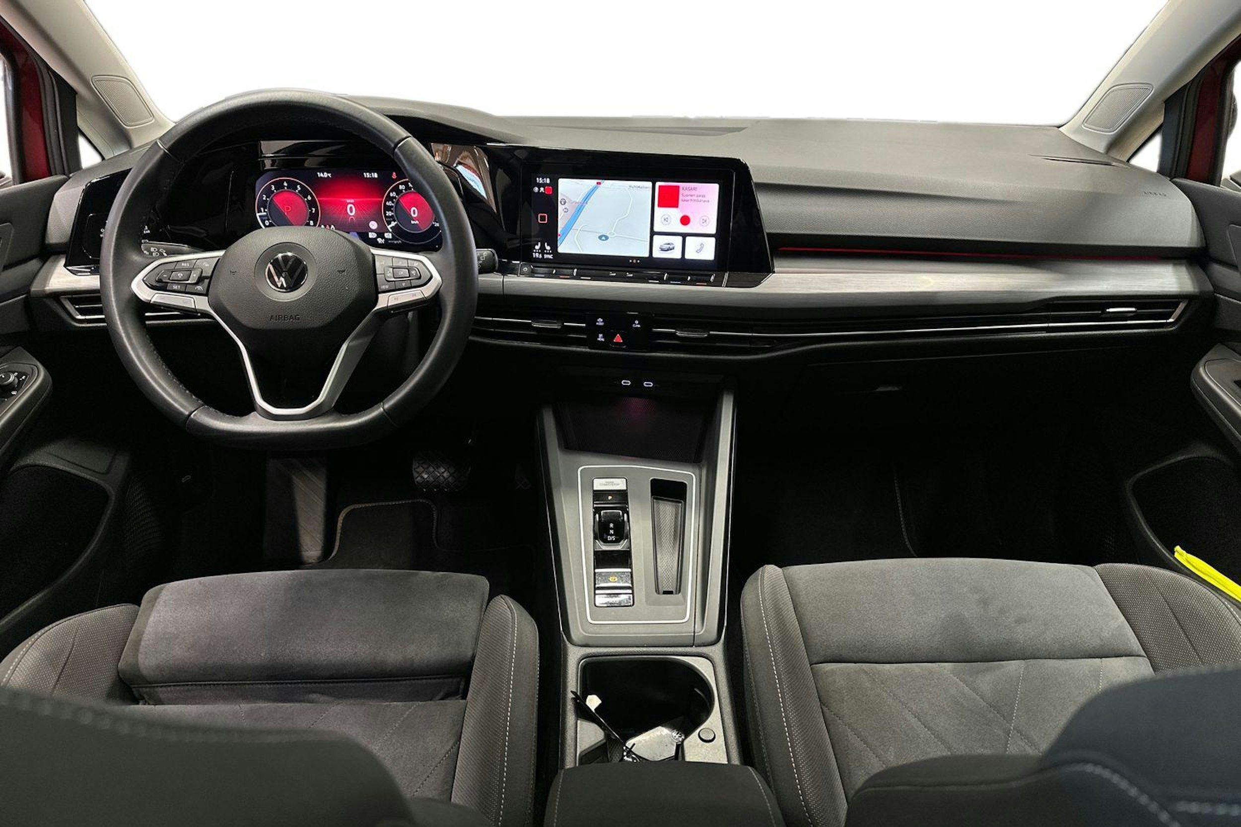 punainen Volkswagen Golf 2021 kuva 9.