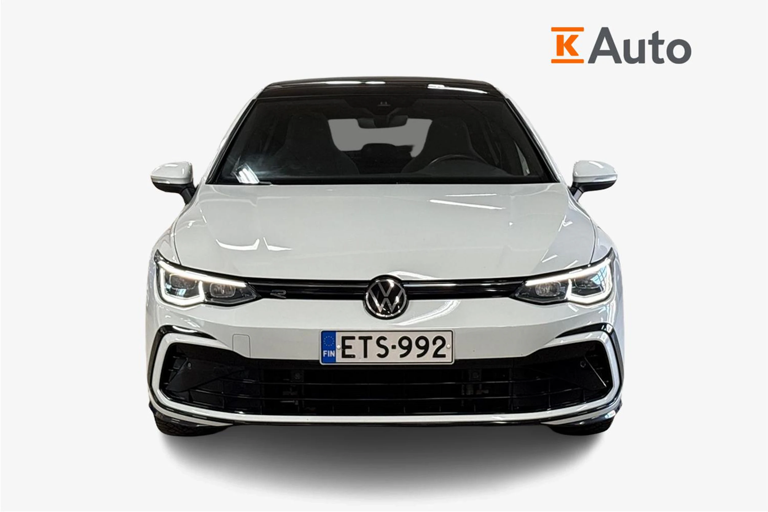 valkoinen Volkswagen Golf 2021 kuva 4.