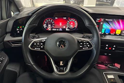 valkoinen Volkswagen Golf 2021 kuva 12.