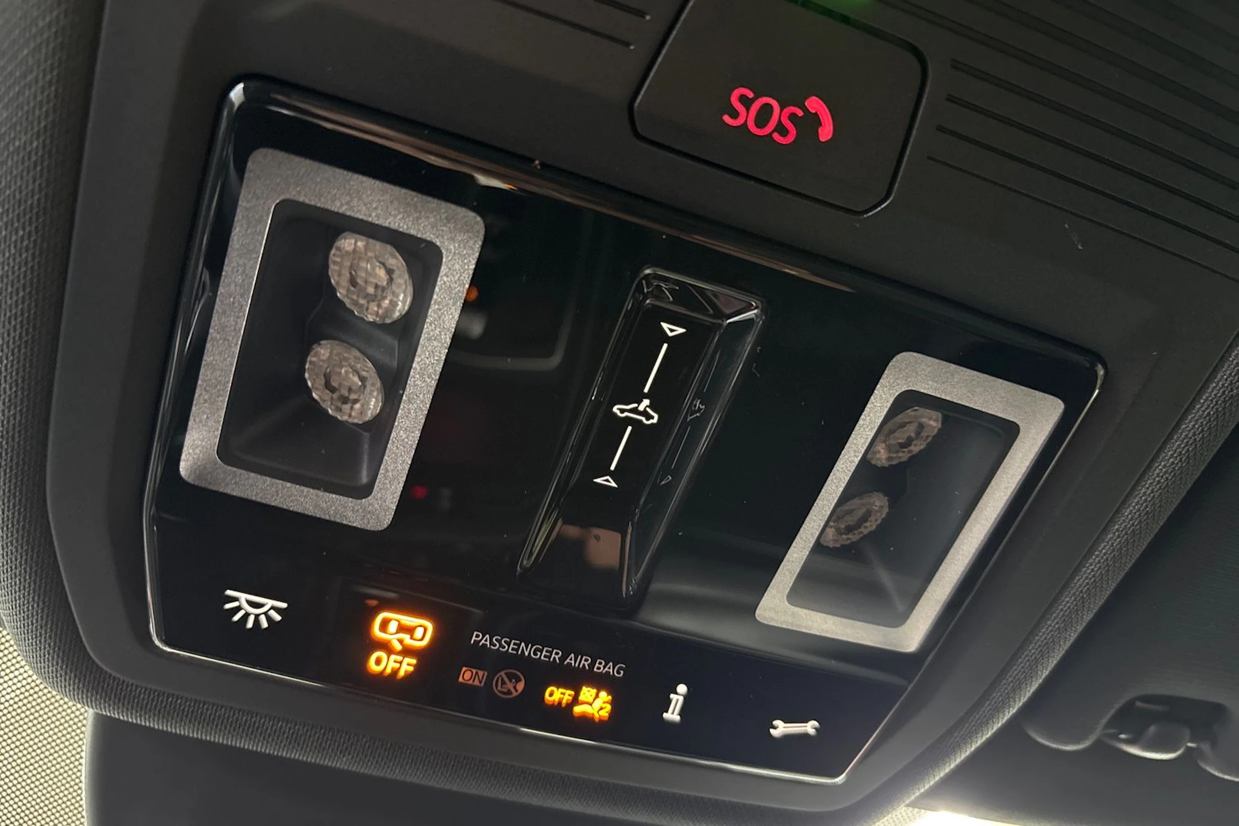 valkoinen Volkswagen Golf 2021 kuva 25.