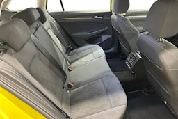 met. keltainen Volkswagen Golf 2021 kuva 11.