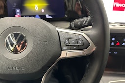 met. keltainen Volkswagen Golf 2021 kuva 17.