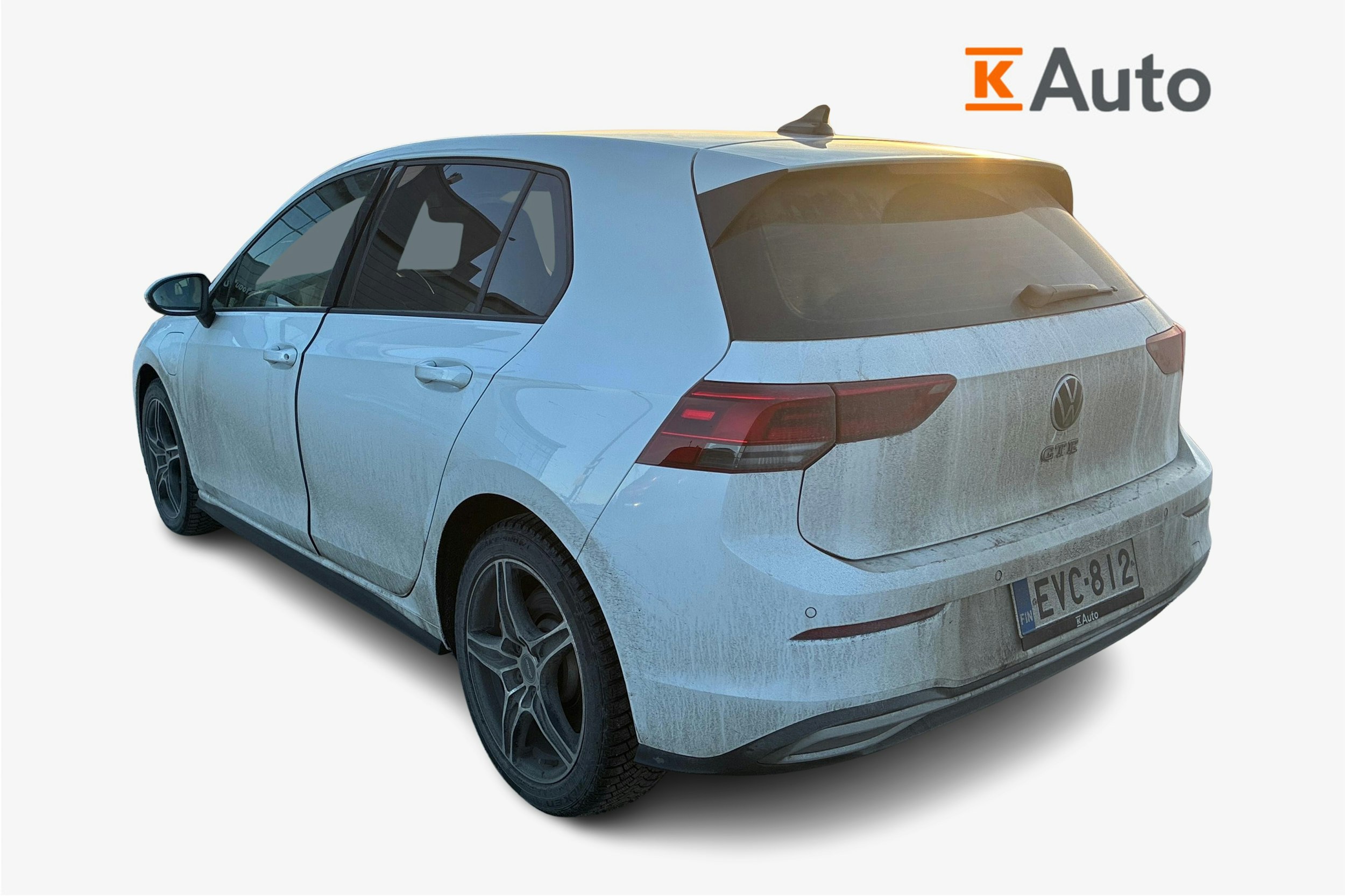 valkoinen Volkswagen Golf 2021 kuva 2.