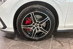 valkoinen Volkswagen Golf 2021 kuva 10.