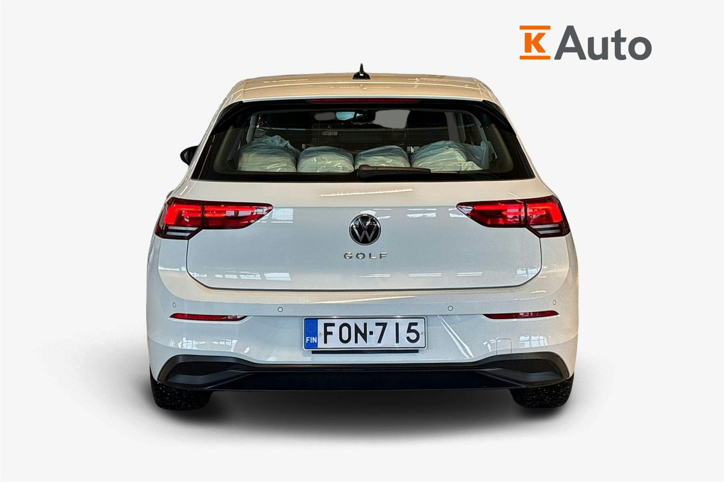 valkoinen Volkswagen Golf 2021 kuva 3.