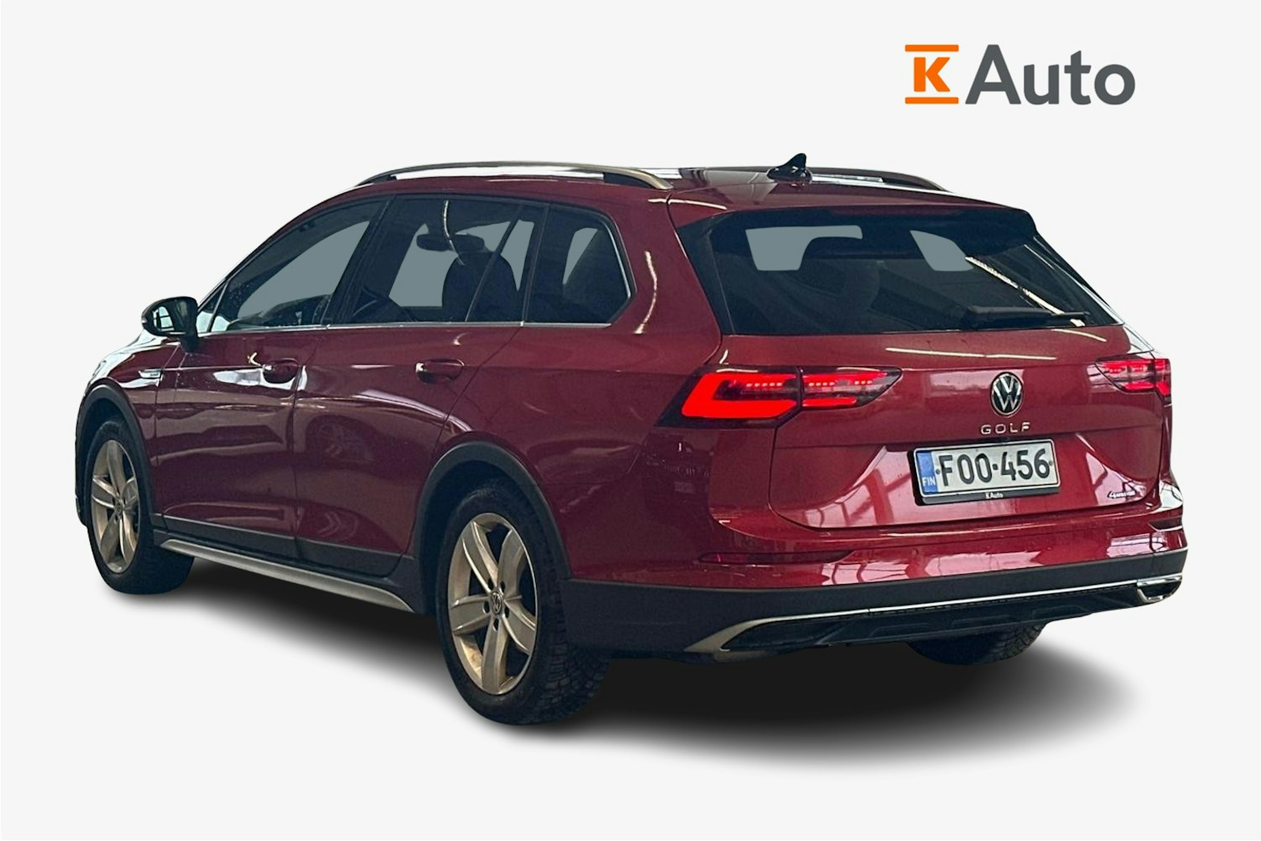 punainen Volkswagen Golf 2021 kuva 2.