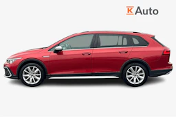 punainen Volkswagen Golf 2021 kuva 5.