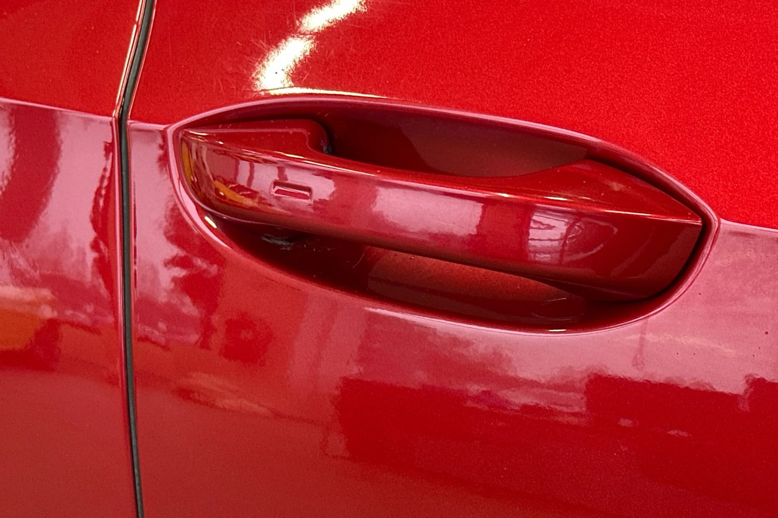 punainen Volkswagen Golf 2021 kuva 20.