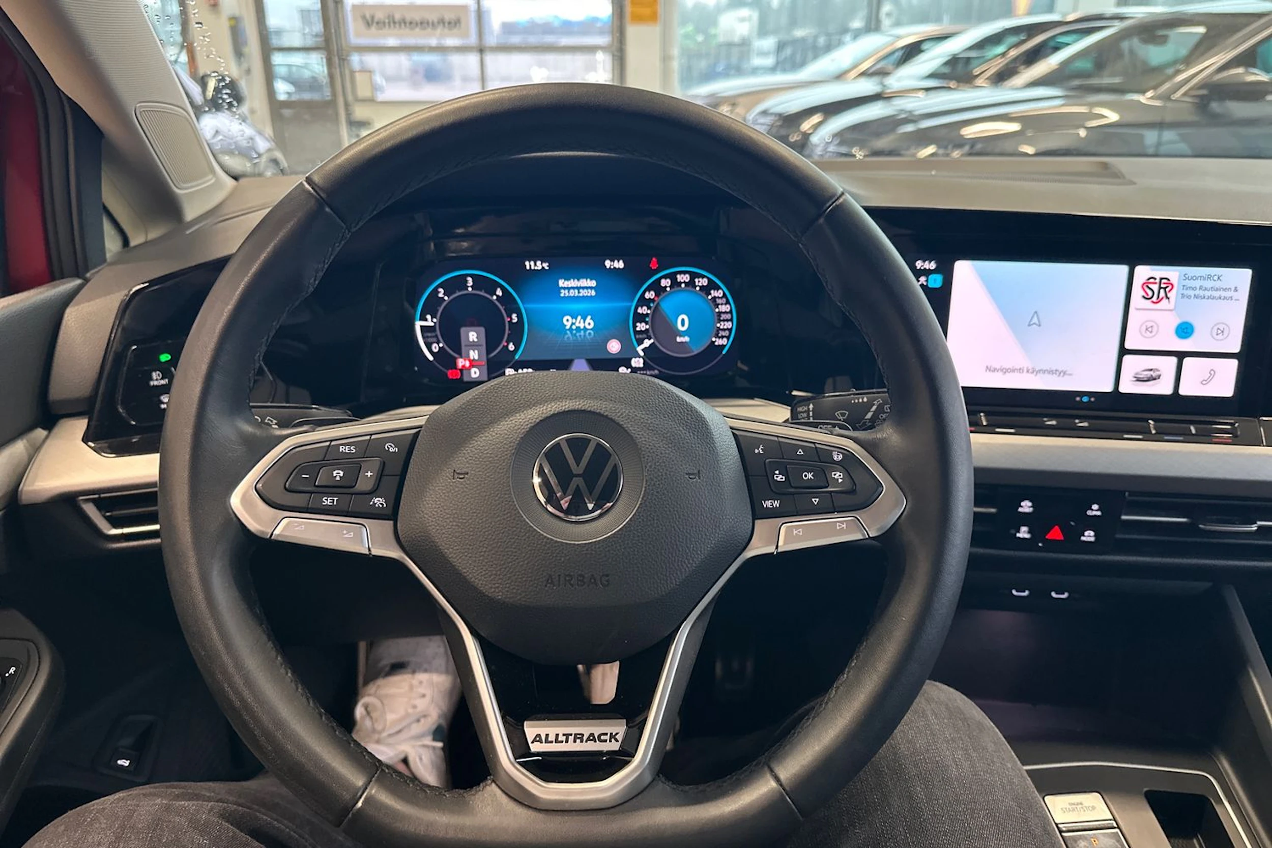punainen Volkswagen Golf 2021 kuva 25.
