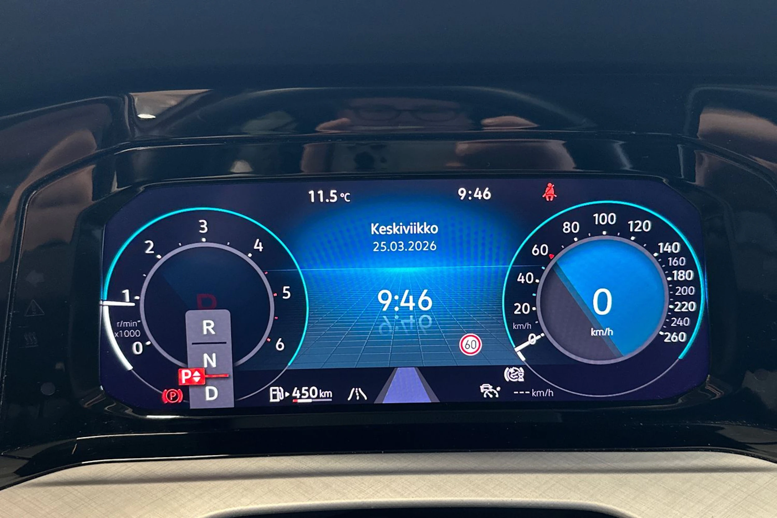 punainen Volkswagen Golf 2021 kuva 28.