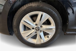 musta Volkswagen GOLF 2021 kuva 11.