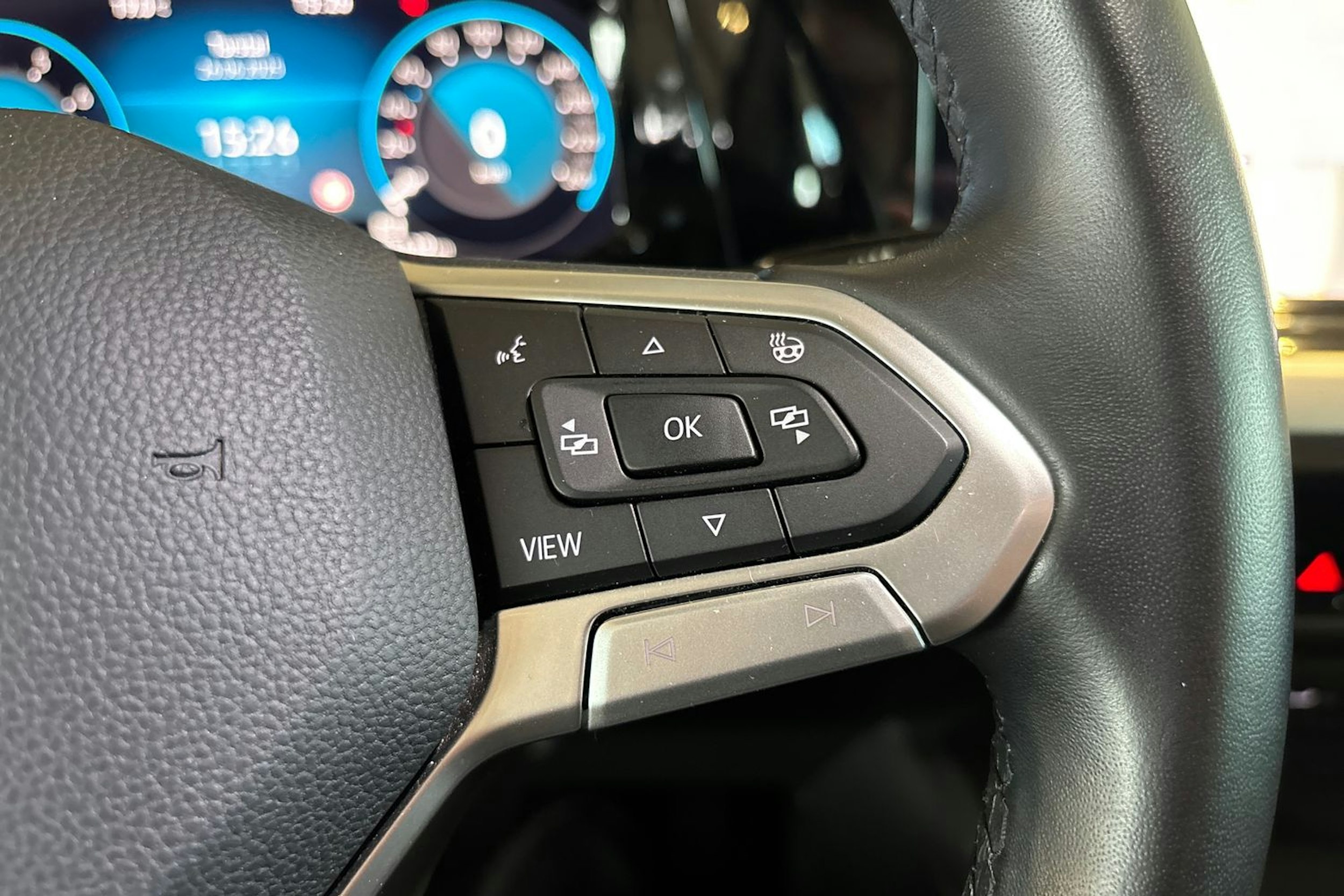 musta Volkswagen GOLF 2021 kuva 16.