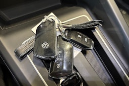 musta Volkswagen GOLF 2021 kuva 21.