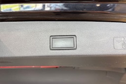 musta Volkswagen GOLF 2021 kuva 22.