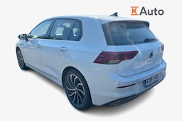 Valkoinen Volkswagen GOLF 2021 kuva 2.
