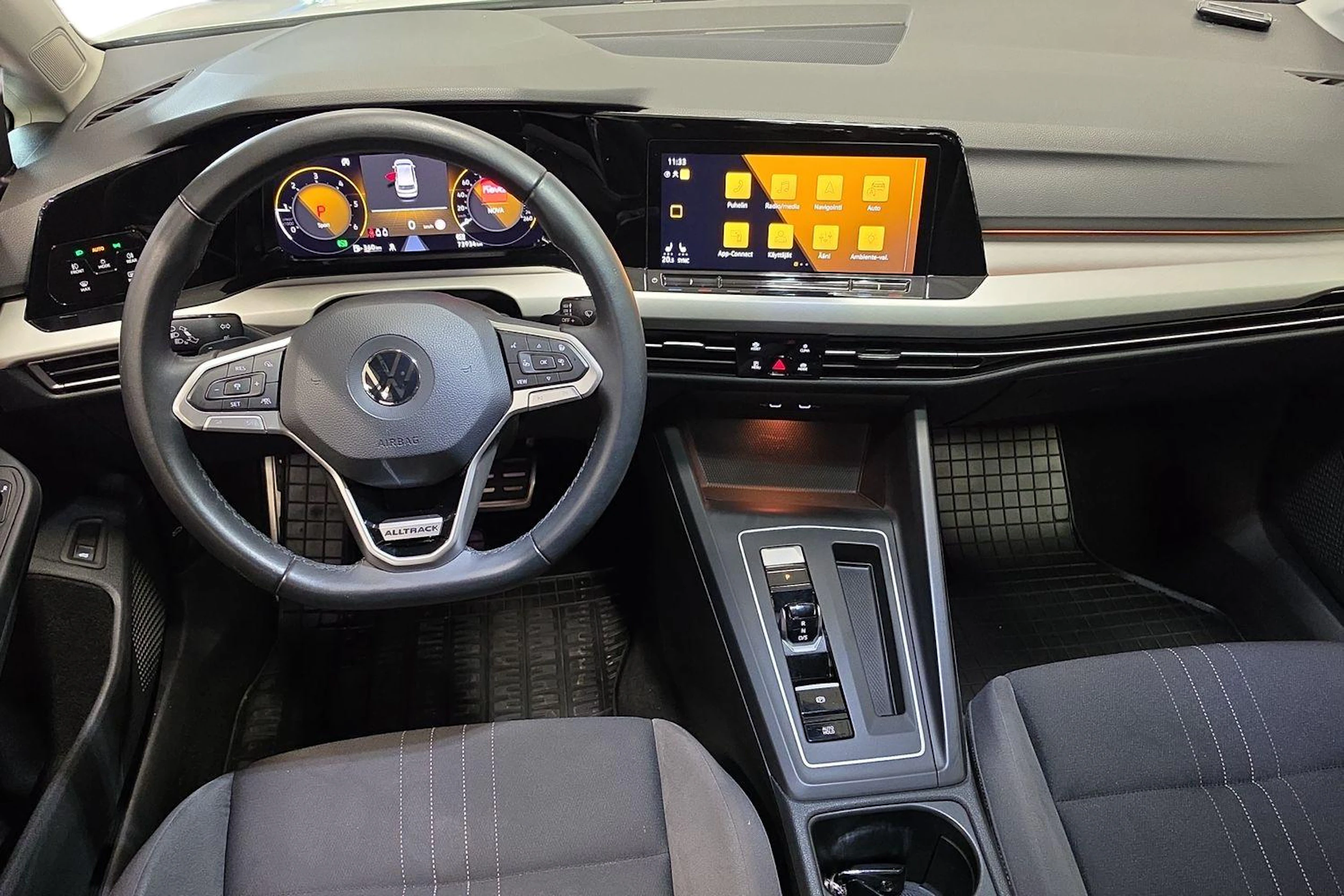 Valkoinen Volkswagen GOLF 2021 kuva 7.
