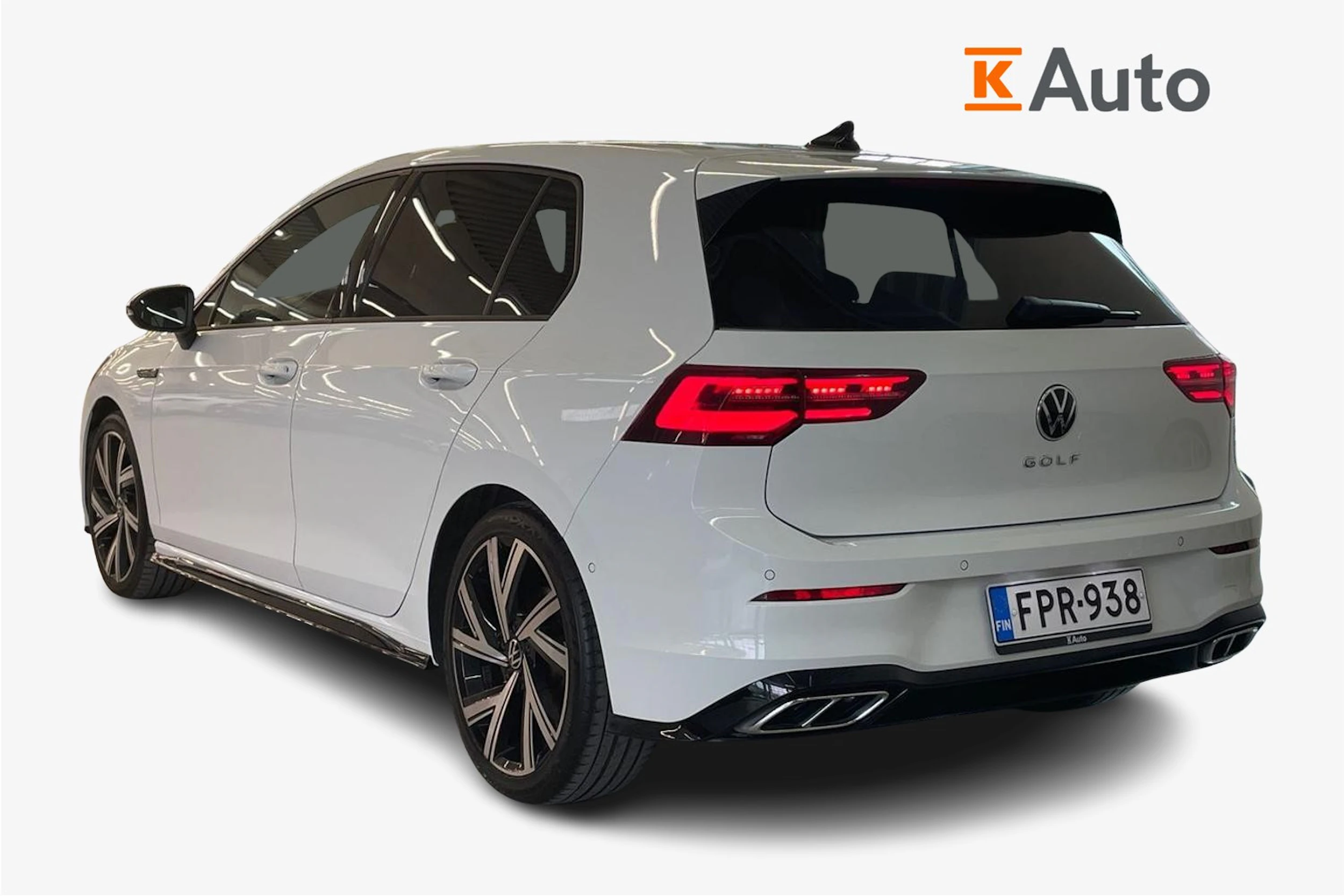 Valkoinen Volkswagen GOLF 2021 kuva 3.