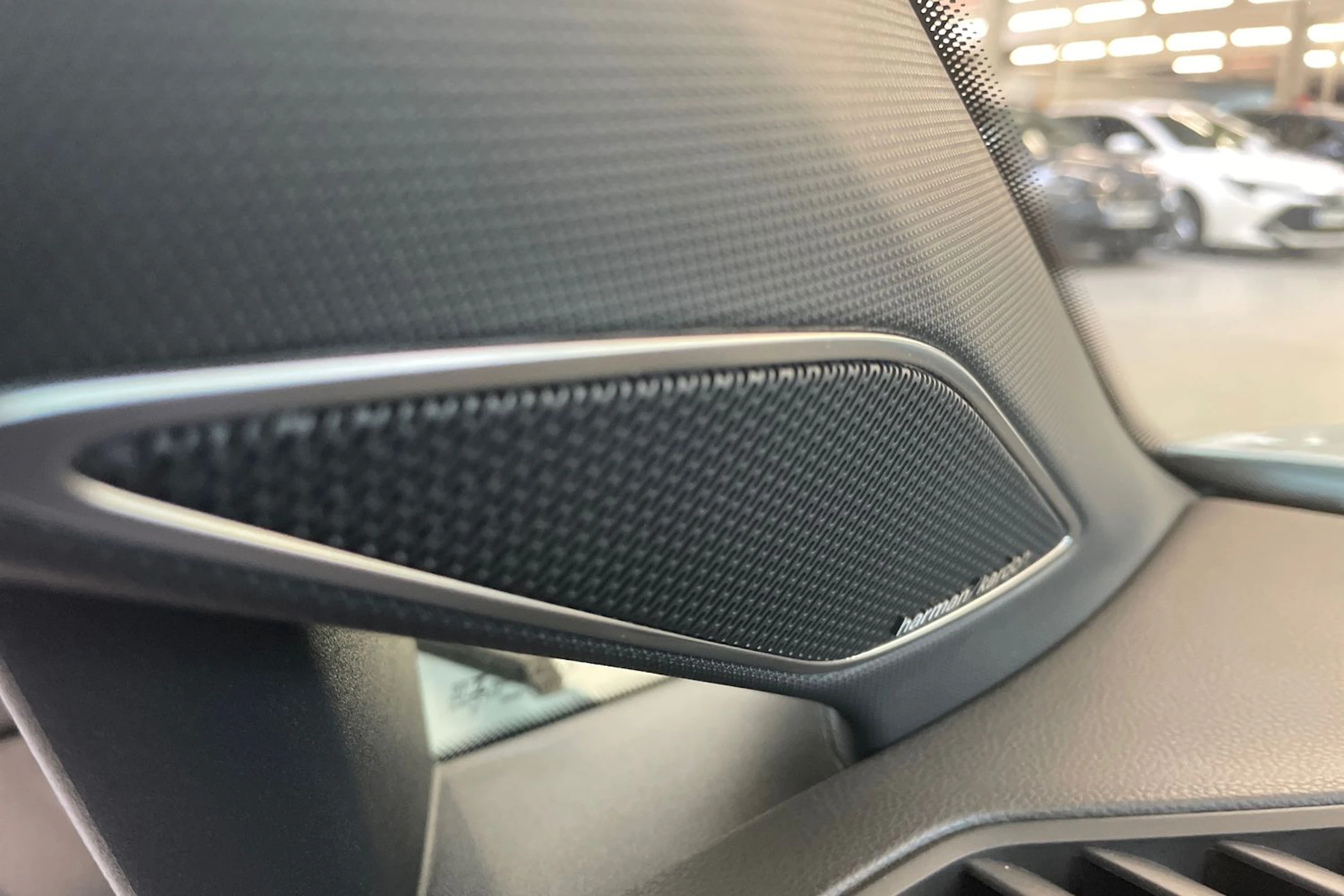 Valkoinen Volkswagen GOLF 2021 kuva 23.